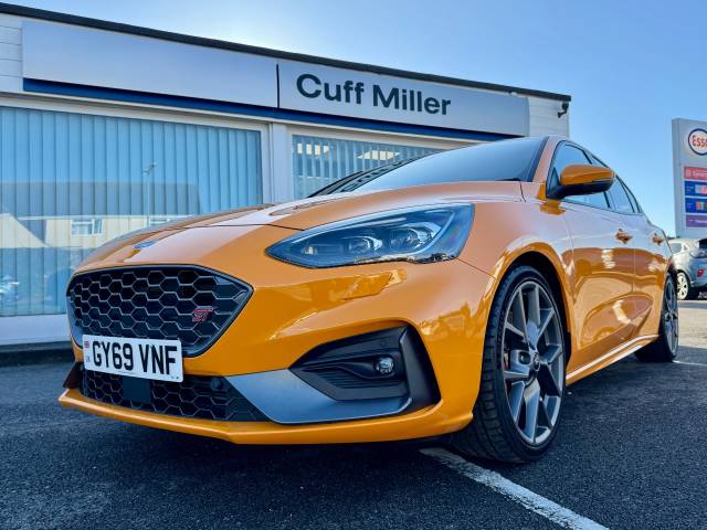 Ford Focus 2.3 EcoBoost ST 5dr Hatchback Petrol Orange Fury