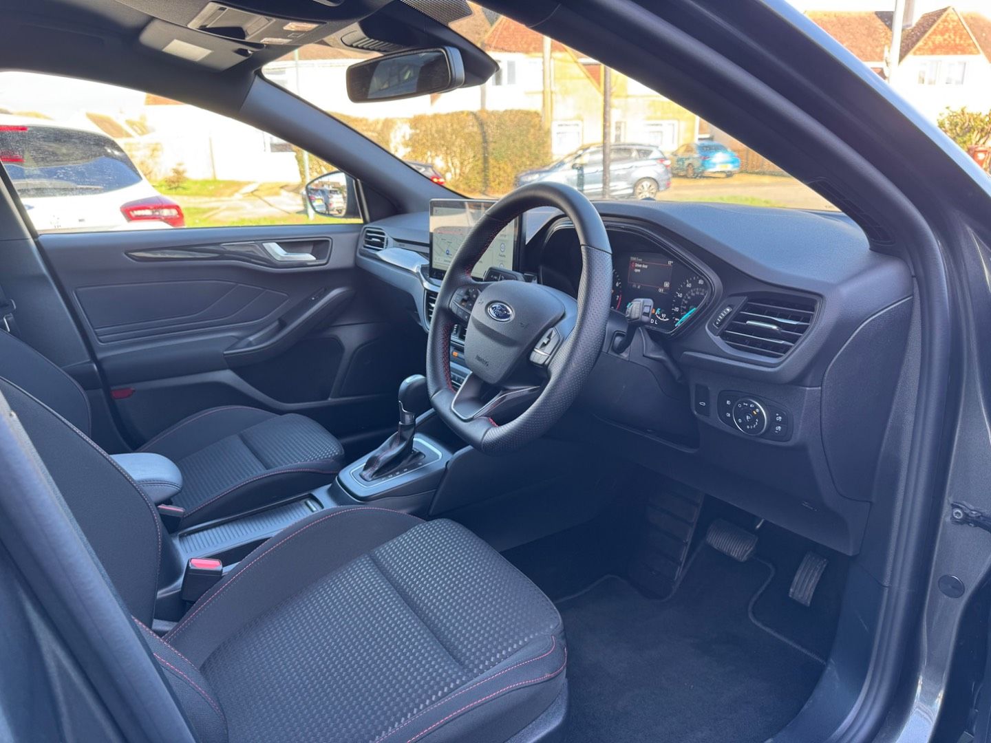 FORD FOCUS... X 18 FINANCE TYPE DEPOSIT TOTAL BALANCE TERM CHARGES REPRESENTATIVE APR 1ST...